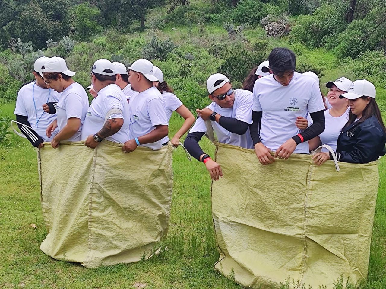 Actividad de team building TICNIX 2
