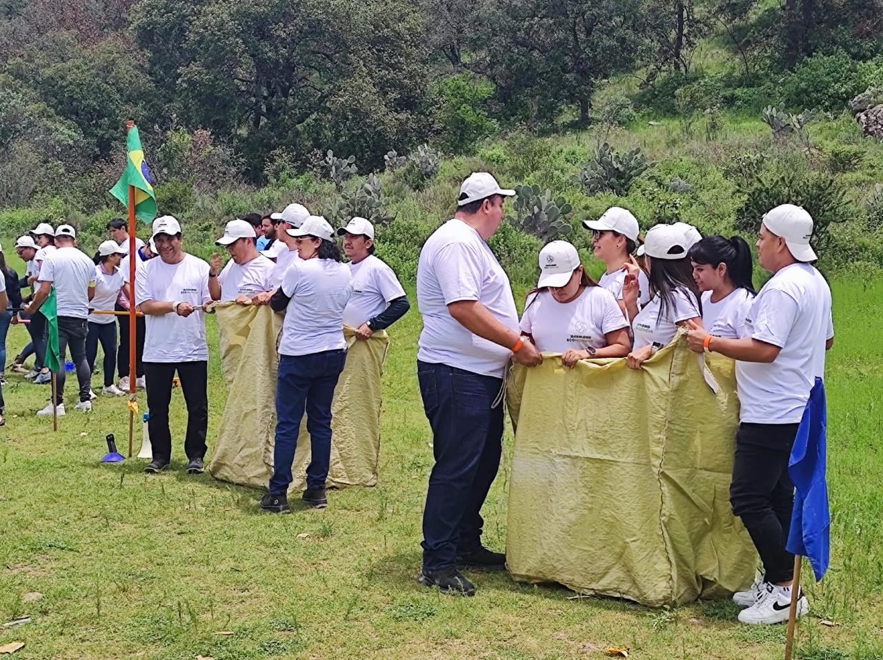 Actividad de team building TICNIX 5